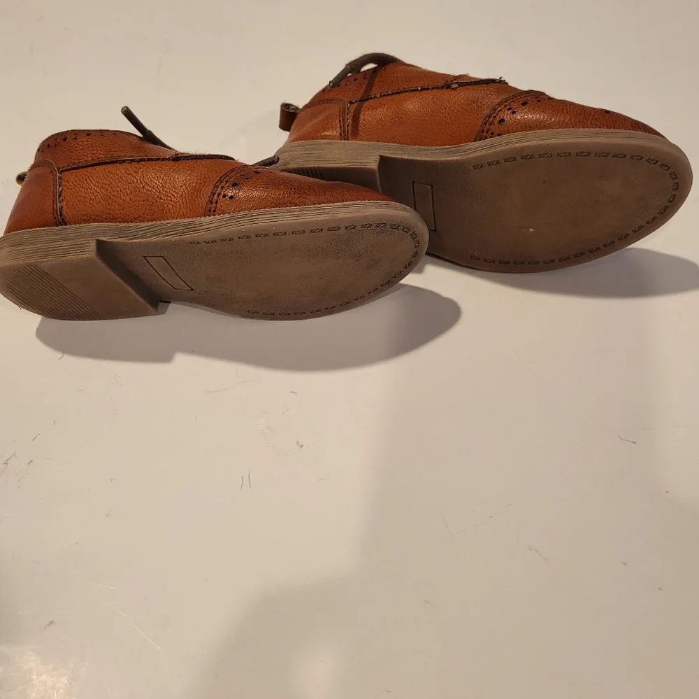 Koala Kids Tan Dress Shoes Size 8